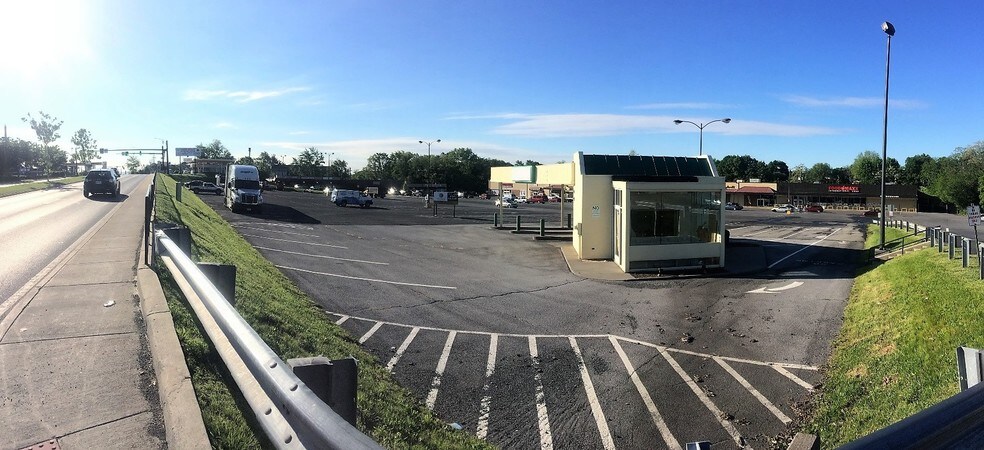 1141 Berryville Ave, Winchester, VA à louer - Photo du bâtiment - Image 2 de 10