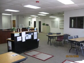 401 16th Ave NW, Rochester, MN à louer Photo intérieure- Image 2 de 8