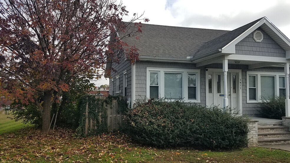 1411 S Governors Ave, Dover, DE à louer - Photo du bâtiment - Image 2 de 4