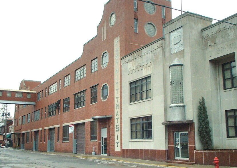 1601 Marys Ave, Sharpsburg, PA à vendre - Photo du bâtiment - Image 2 de 35