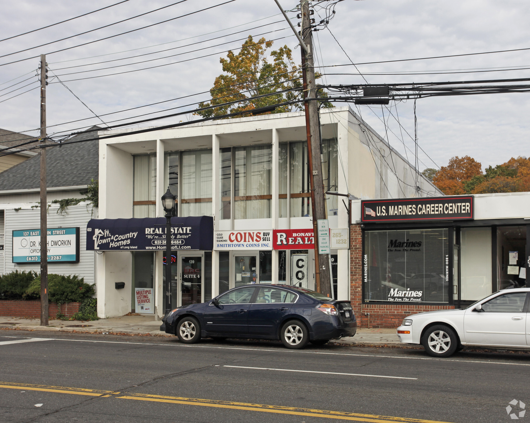 139 E Main St, Smithtown, NY à vendre Photo principale- Image 1 de 1