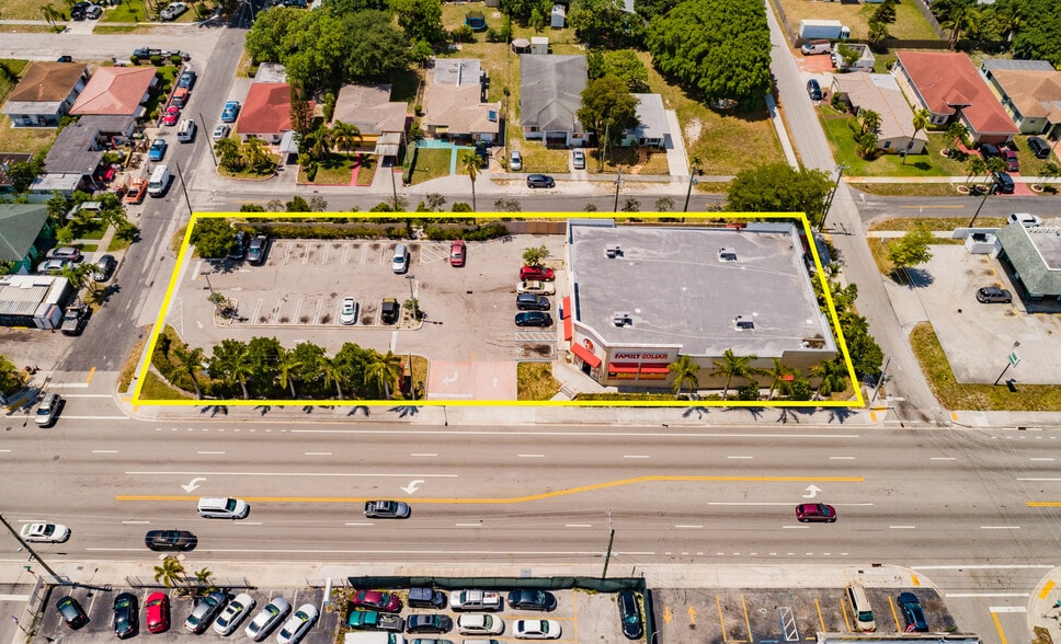 633 W Pembroke Rd, Hallandale Beach, FL à vendre - Aérien - Image 3 de 5