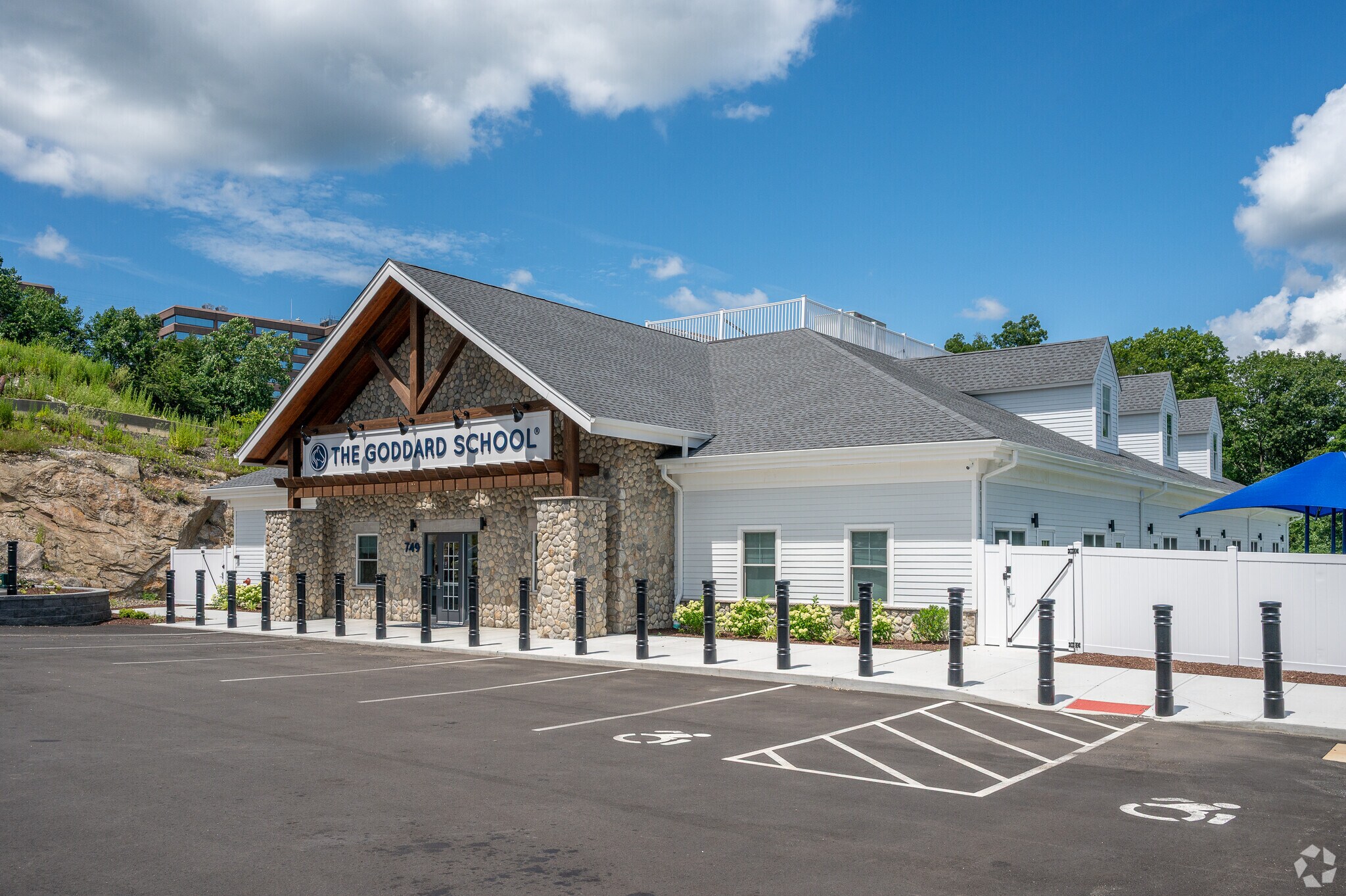 801 Bridgeport Ave, Shelton, CT à vendre Photo principale- Image 1 de 4