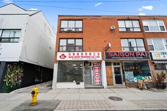 608 Gerrard St E, Toronto, ON à louer Photo du bâtiment- Image 2 de 21