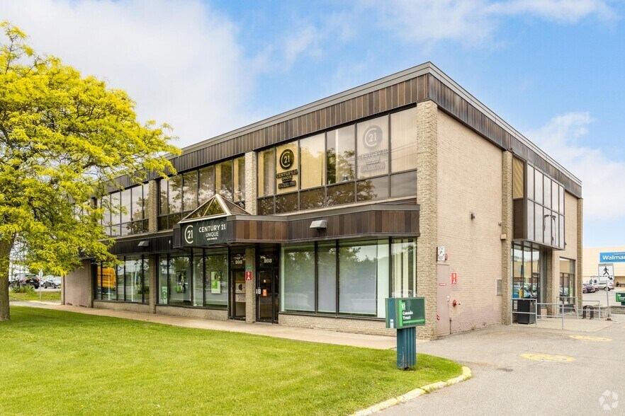 201-203 Boul Hymus, Pointe-claire, QC for lease - Primary Photo - Image 1 of 4