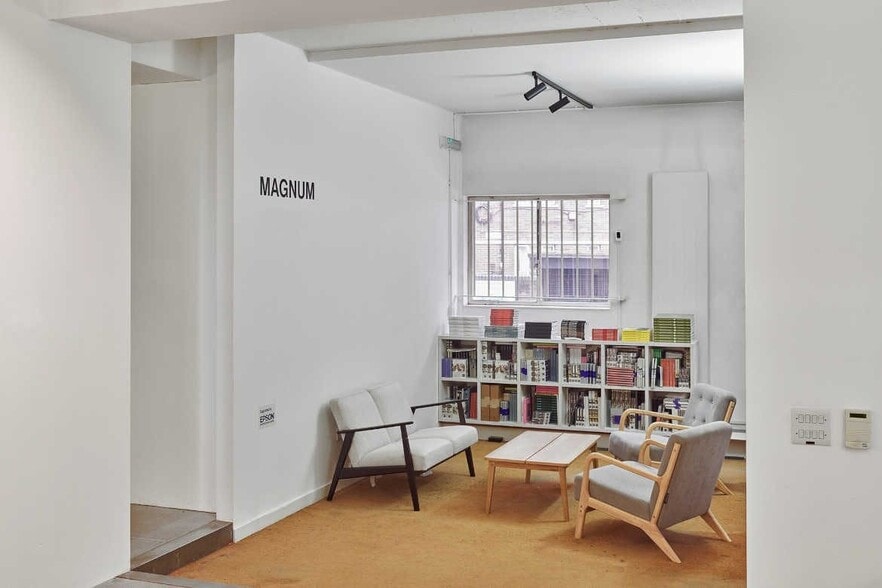 63 Gee St, London for sale - Interior Photo - Image 3 of 5