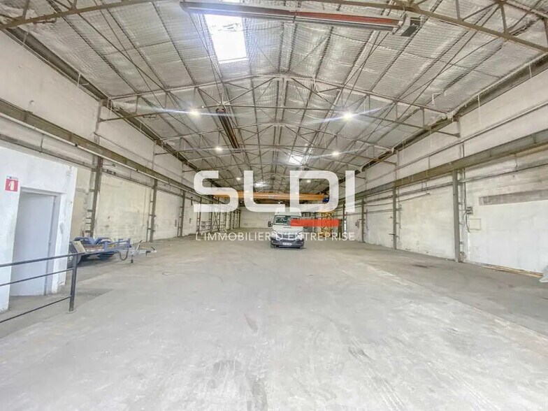 Office in Chassieu for lease - Interior Photo - Image 3 of 3