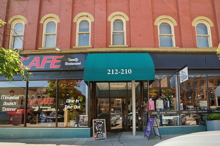 210-212 Bush St, Red Wing, MN for sale - Building Photo - Image 2 of 32