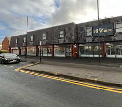 696-700 Oldham Rd, Manchester for lease Building Photo- Image 1 of 3