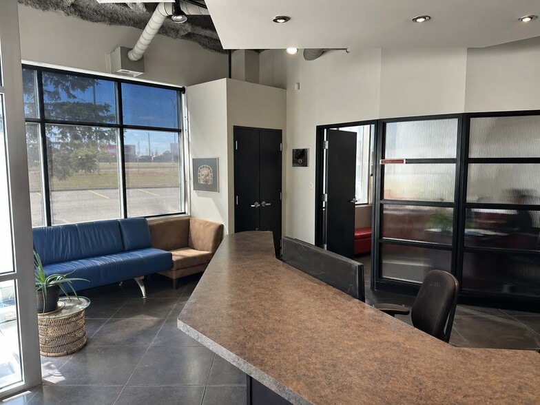 3953 112th Ave SE, Calgary, AB for lease - Building Photo - Image 3 of 6