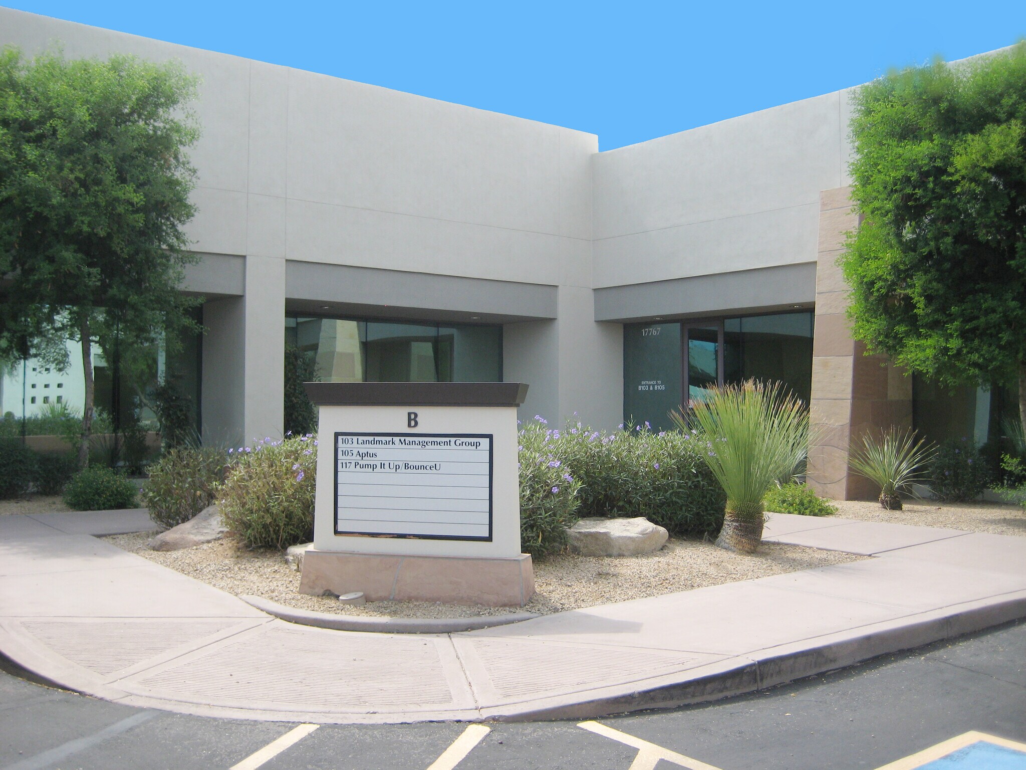 17767 N Perimeter Dr, Scottsdale, AZ for lease Building Photo- Image 1 of 6