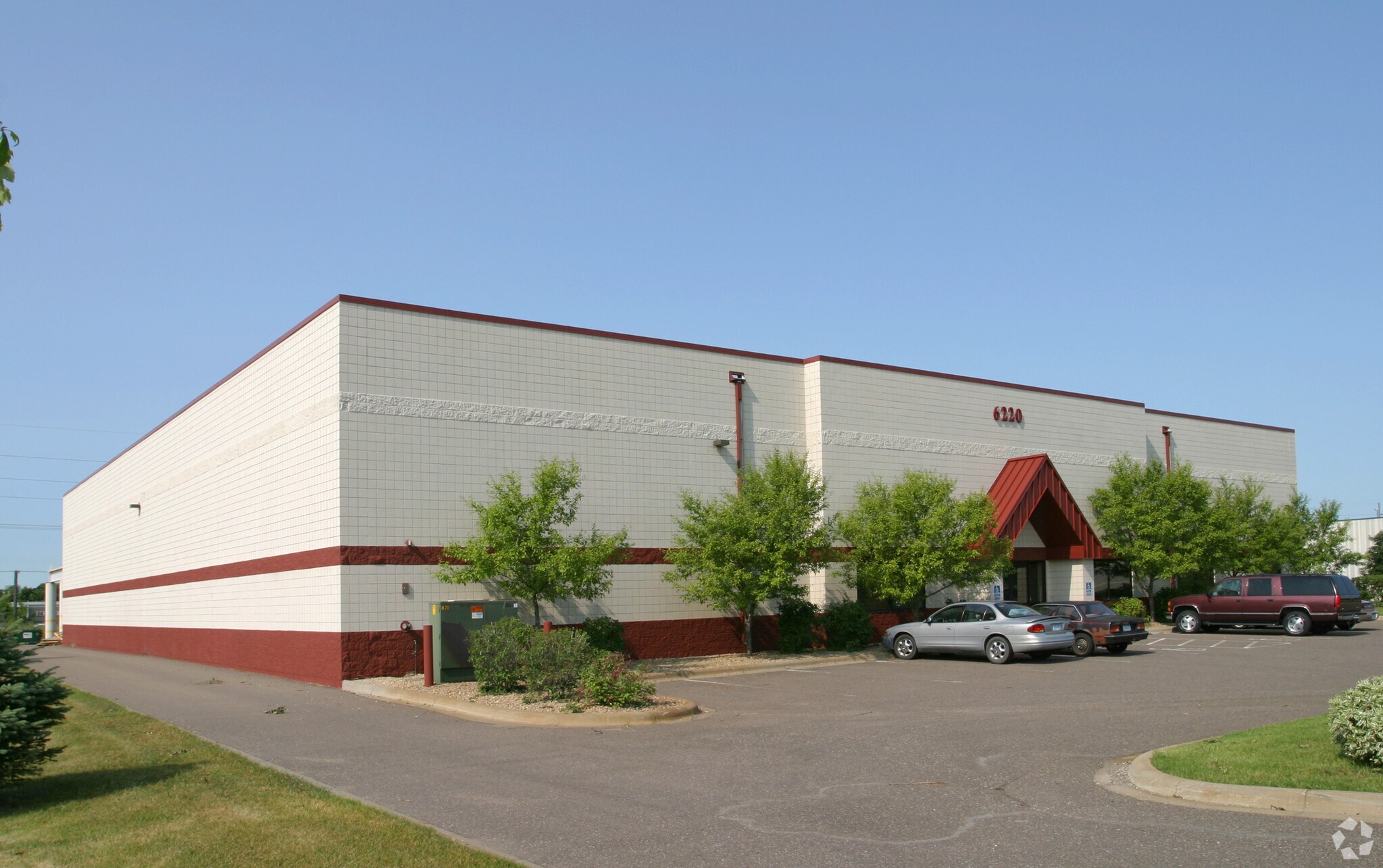 6220 NW Mckinley St, Ramsey, MN à vendre Photo principale- Image 1 de 4