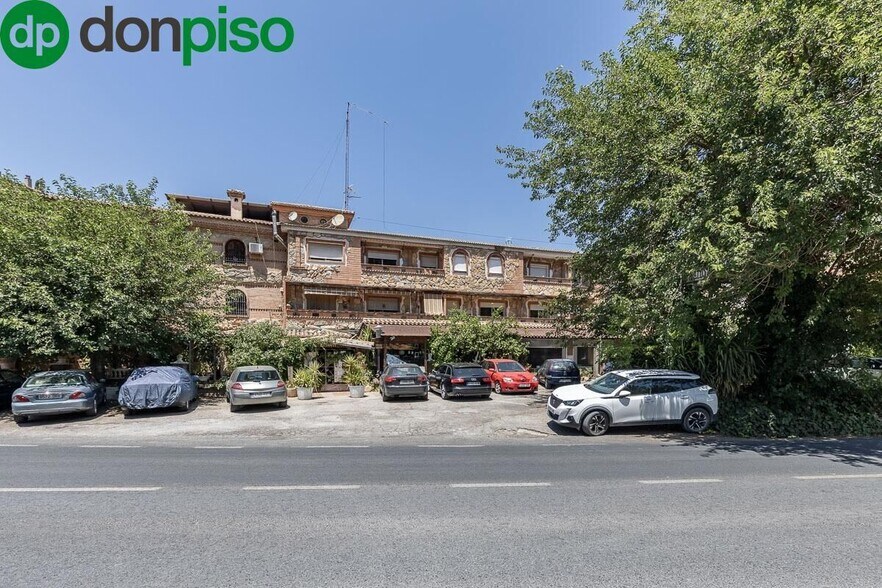 de la Sierra, 141, Cenes de la Vega, Granada à vendre - Photo du bâtiment - Image 3 de 40