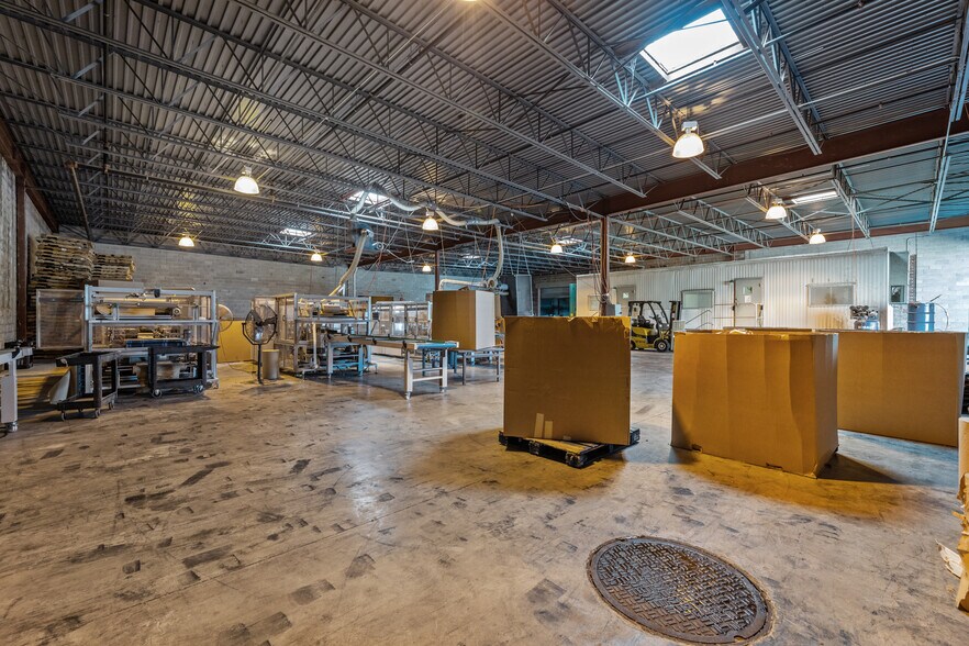 120-122 S 20th St, Irvington, NJ à louer - Photo intérieure - Image 2 de 3