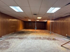 510 S 1st Ave, Sioux Falls, SD for lease Interior Photo- Image 1 of 2