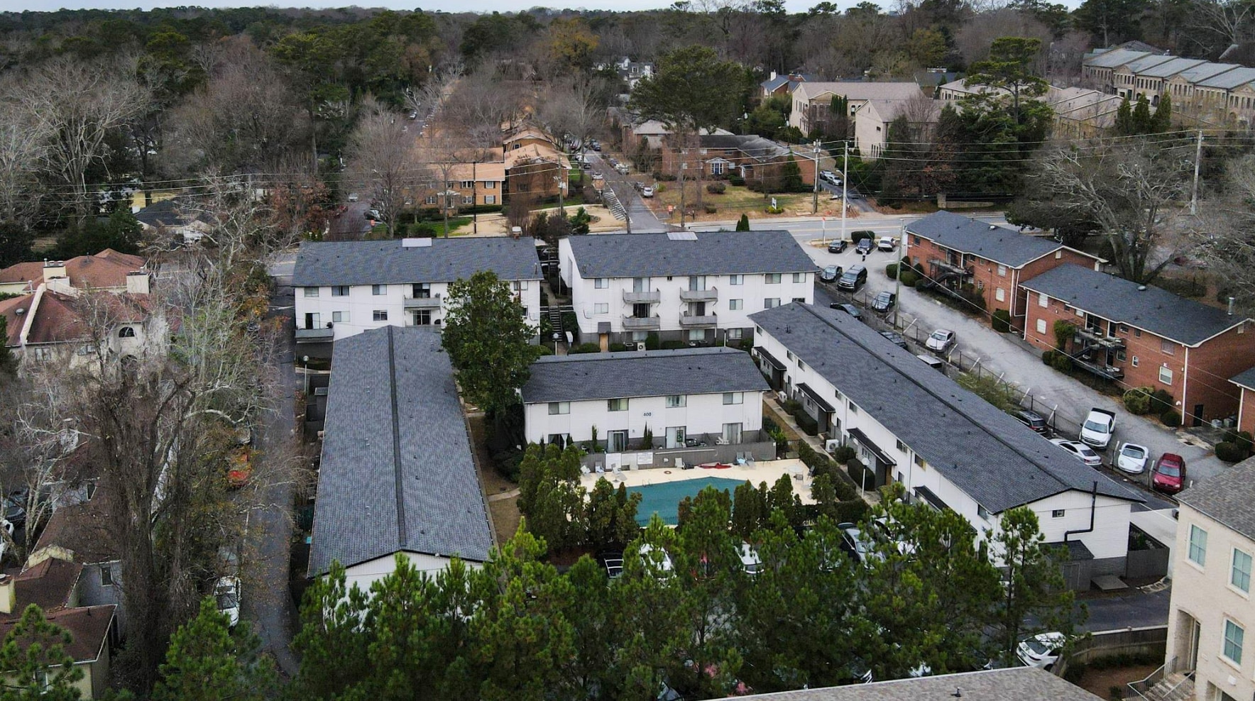 Roswell Road Assemblage portfolio of 3 properties for sale on LoopNet.ca Primary Photo- Image 1 of 3