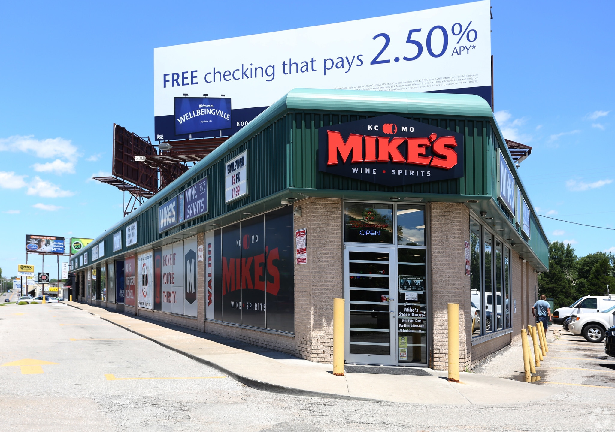 8431-8447 Wornall Rd, Kansas City, MO for lease Primary Photo- Image 1 of 2