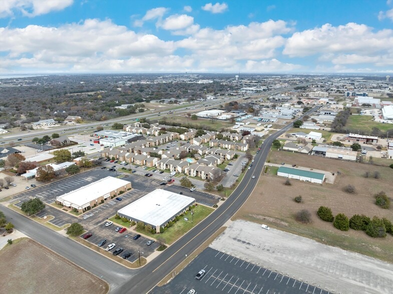 8225 Central Park Dr, Woodway, TX for sale - Aerial - Image 2 of 8