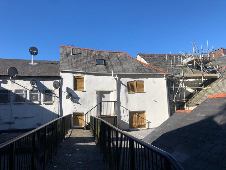 24 Fore St, Bodmin à vendre - Photo du bâtiment - Image 2 de 12