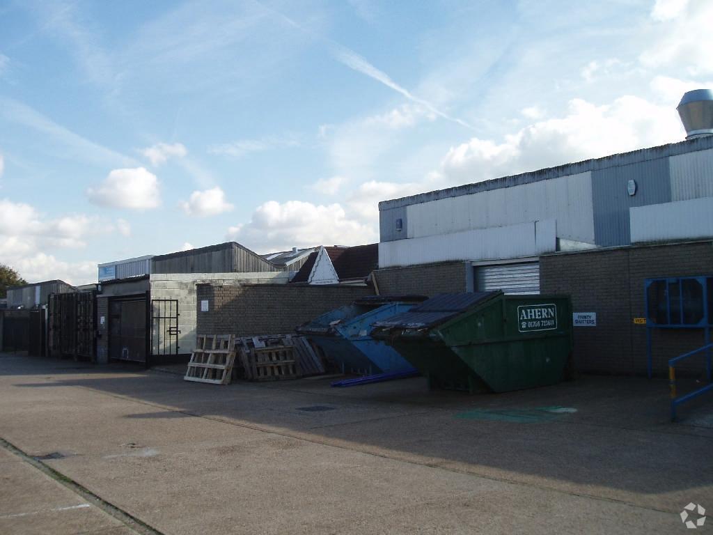 7-8 Winstanley Way, Basildon for lease Primary Photo- Image 1 of 2