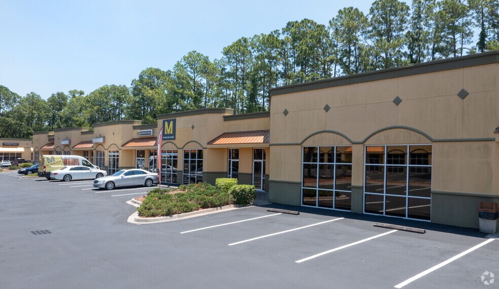 7999 Philips Hwy, Jacksonville, FL à louer - Photo du bâtiment - Image 3 de 5
