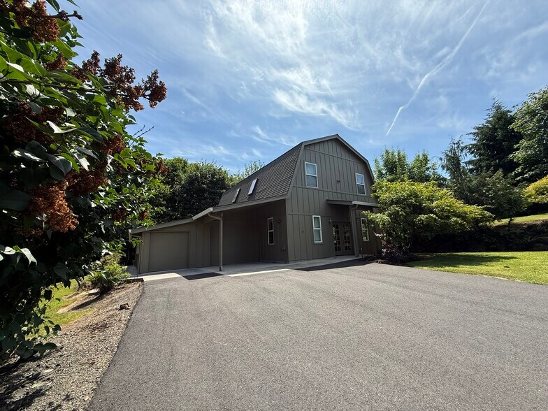 2302 NW Lacenter Rd, La Center, WA à vendre - Photo du bâtiment - Image 2 de 11