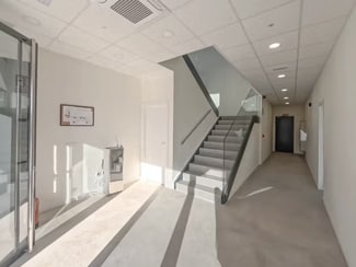 Plus de détails pour Calle Principal P.I. Codonyers, 1, Picassent - Industriel à louer