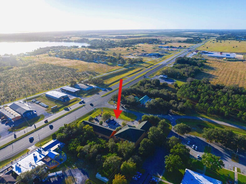 7177 S George Blvd, Sebring, FL à louer - Photo du bâtiment - Image 3 de 29