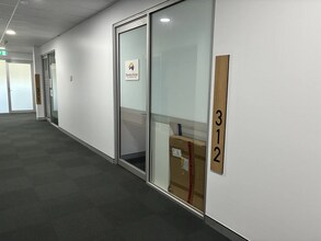 1 Bryant Dr, Tuggerah à louer Photo intérieure- Image 1 de 5