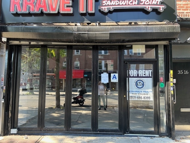 3516 Ditmars Blvd, Astoria, NY for lease Building Photo- Image 1 of 10