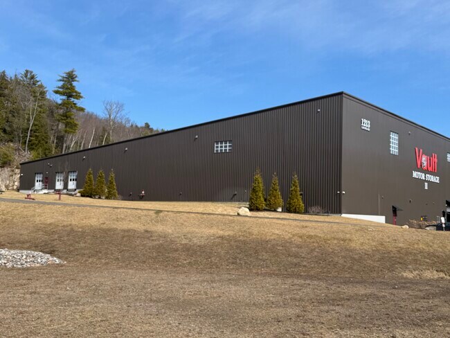 Plus de détails pour 1213 Laconia Rd, Belmont, NH - Industriel à louer