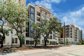 Plus de détails pour 2515 Caroline St, Houston, TX - Commerce de détail à louer