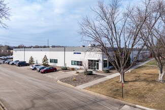 Plus de détails pour 7400-7490 Bush Lake Rd, Edina, MN - Local d'activités à louer