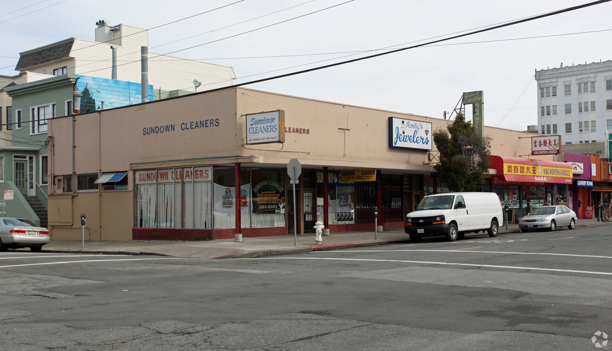 1936-1954 Irving St, San Francisco, CA à vendre Photo principale- Image 1 de 1