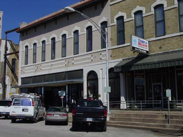 Plus de détails pour 16 E Avenue A, Temple, TX - Bureau à louer