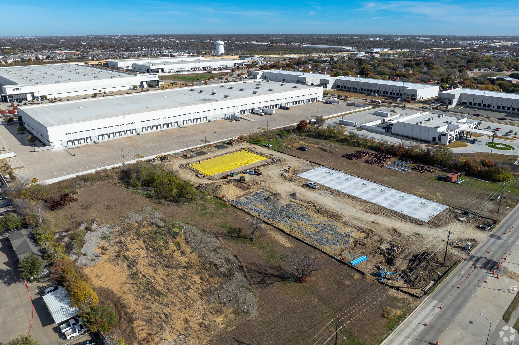 4205 Glenview Dr, Haltom City, TX for lease Building Photo- Image 1 of 8