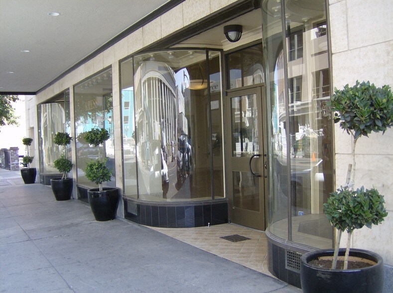 20 N Sutter St, Stockton, CA à louer - Photo du bâtiment - Image 3 de 25