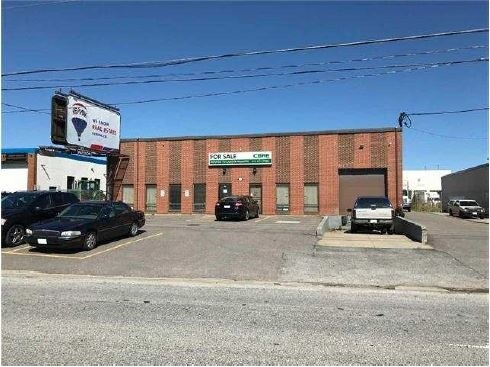 1321 Britannia Rd E, Mississauga, ON à vendre Photo du bâtiment- Image 1 de 1