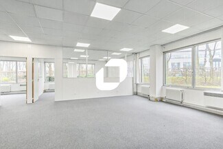 More details for Rue Des Vanesses, Villepinte - Office for Lease