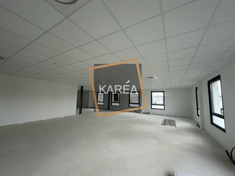 Flex in Serris for sale - Interior Photo - Image 2 of 5