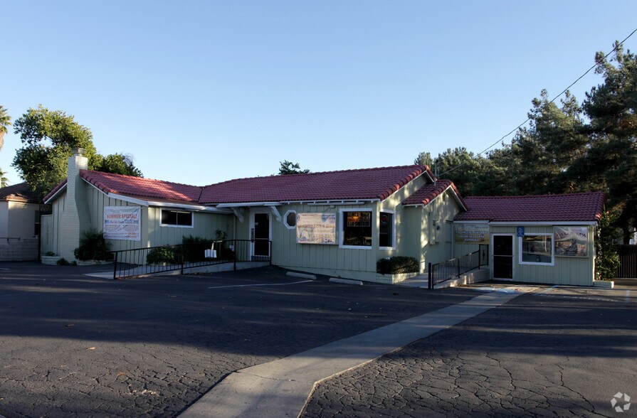 5430 Arlington Ave, Riverside, CA à vendre - Photo du bâtiment - Image 2 de 14