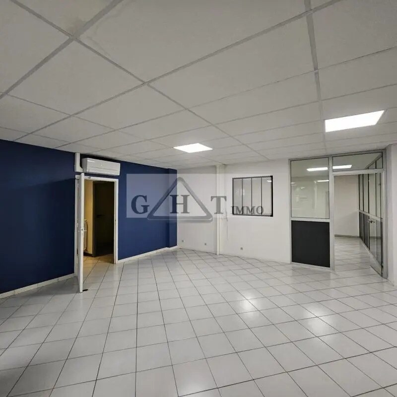 Retail in Juvisy-sur-Orge for sale Interior Photo- Image 1 of 11