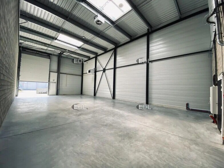 Flex in Marignane for sale - Interior Photo - Image 1 of 1