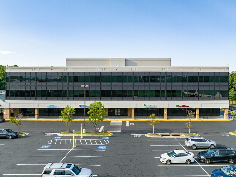 2288 Blue Water Blvd, Odenton, MD à vendre - Photo du bâtiment - Image 2 de 4