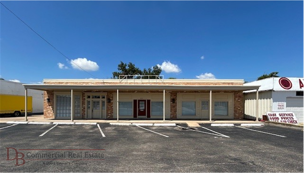 1402 S 31st St, Temple, TX for lease - Building Photo - Image 1 of 2