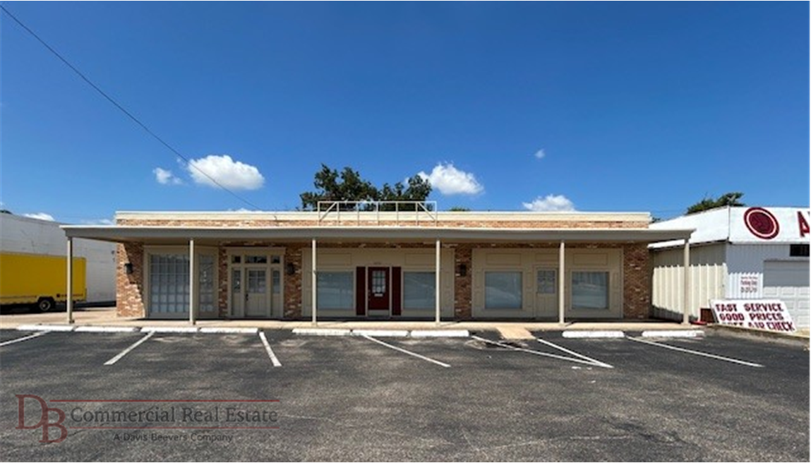 1402 S 31st St, Temple, TX à louer Photo du bâtiment- Image 1 de 3