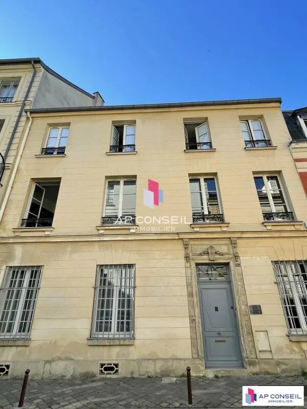 Office in Versailles for sale Building Photo- Image 1 of 11