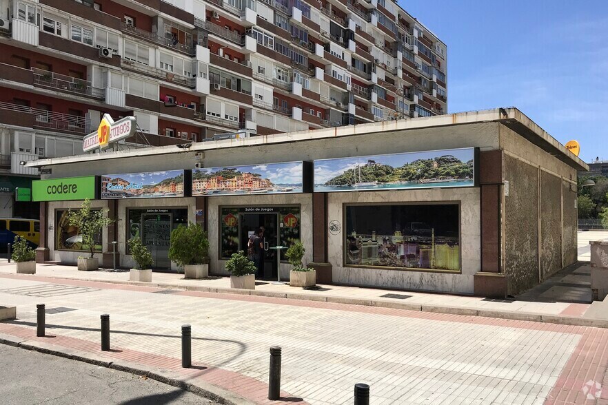 Retail in Madrid, Madrid for sale - Primary Photo - Image 1 of 1