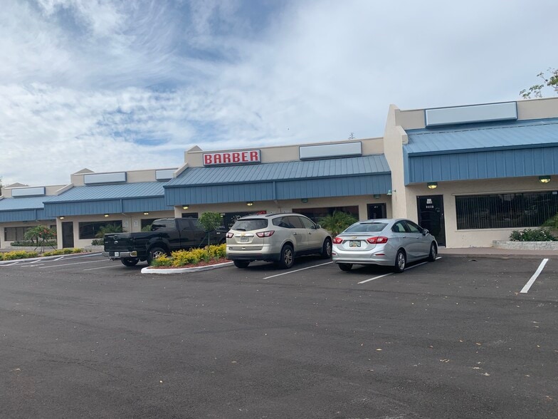 900-914 Dixon Blvd, Cocoa, FL for sale - Building Photo - Image 1 of 5