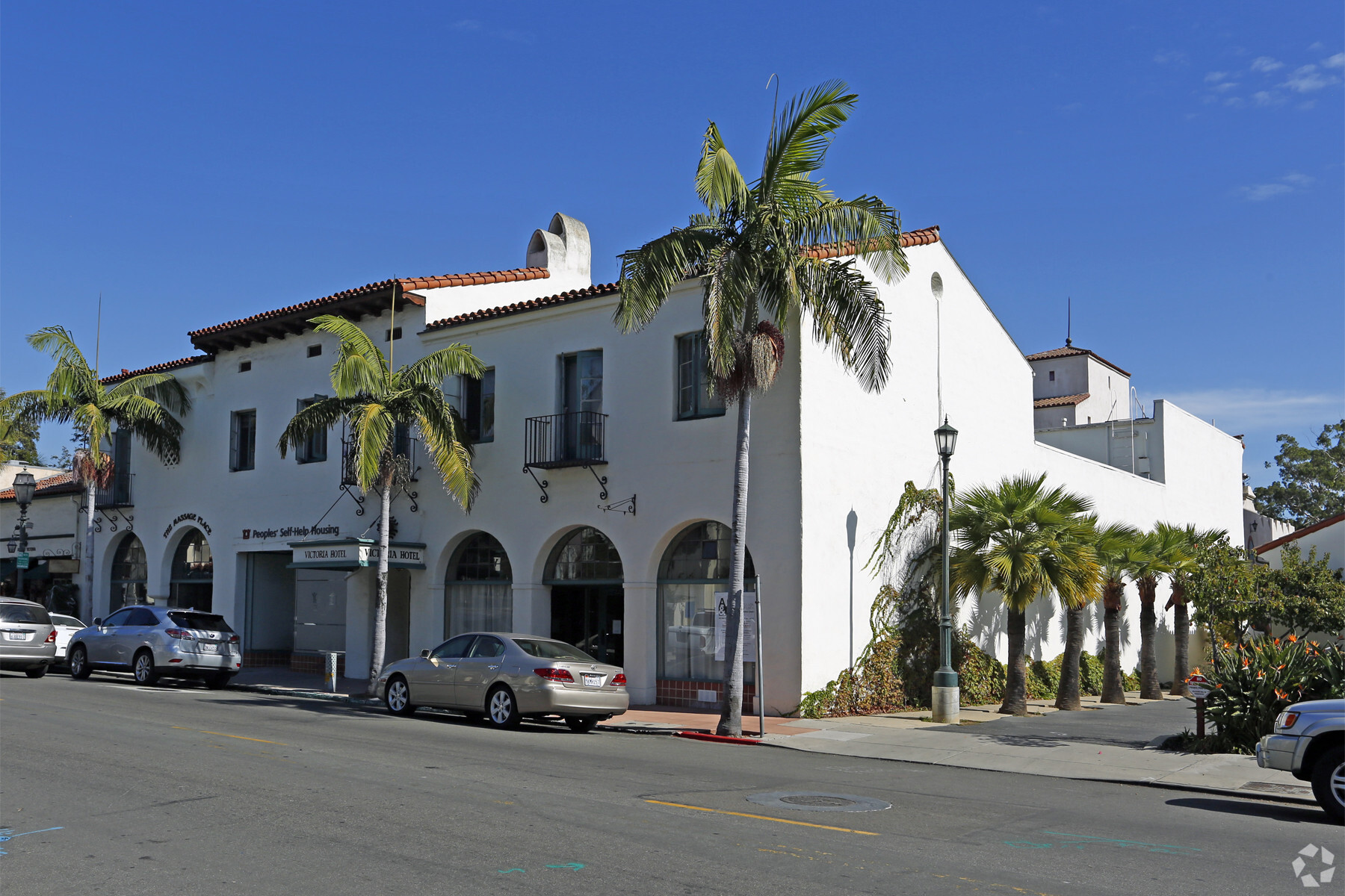 22-28 E Victoria St, Santa Barbara, CA à vendre Photo principale- Image 1 de 1